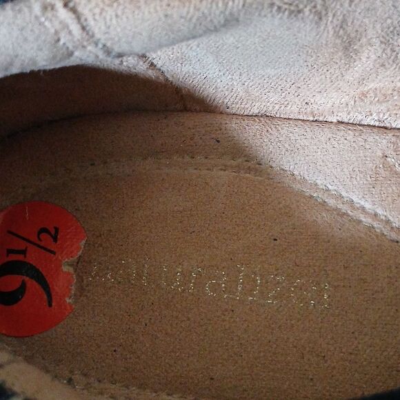 Naturalizer French  navy blue leather slip on loafers  Sz 9.5 - Picture 8 of 8